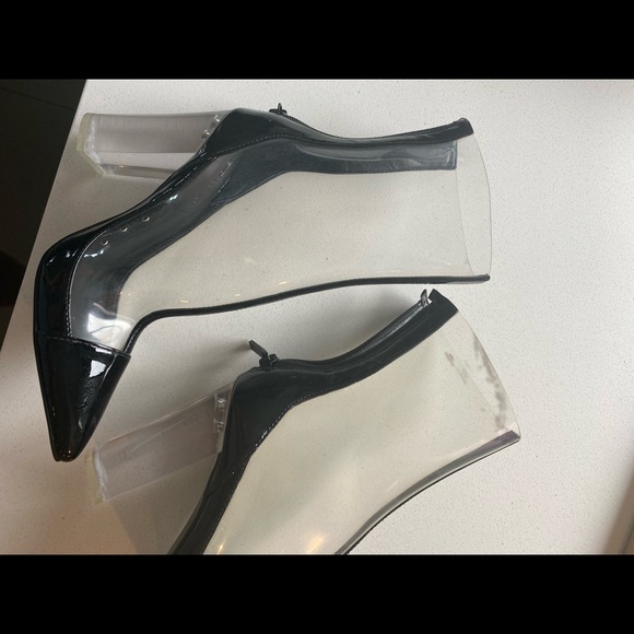 Kendall & Kylie Haven Clear Booties - Picture 8 of 10